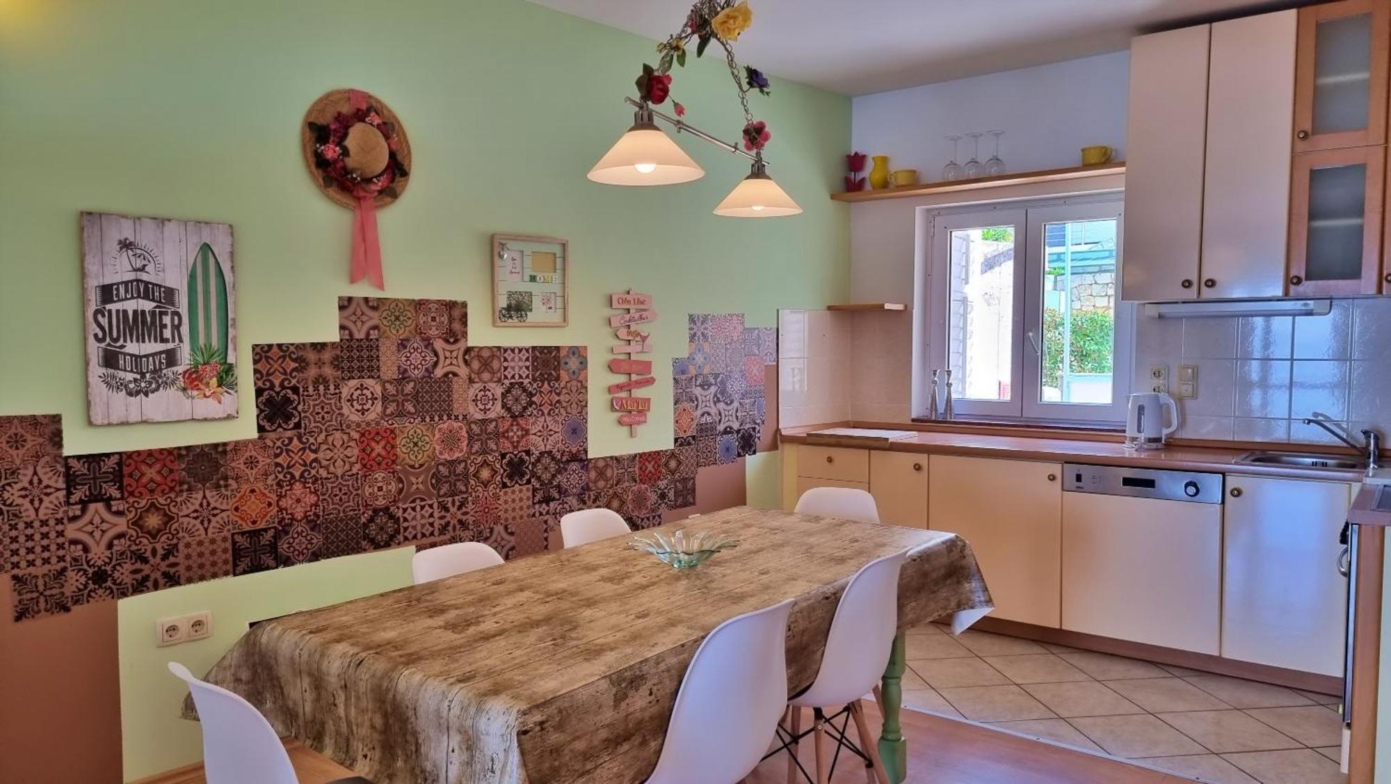 Apartments Soric Omis Bilik gambar